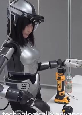 日本超逼真人形机器人