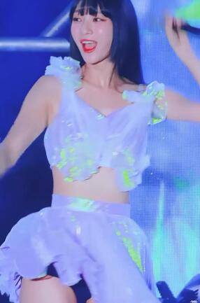 yubin 小姐姐紫色天使裙跳舞004