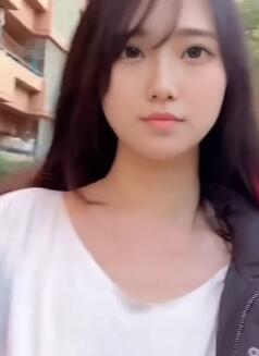 36岁的散步人妻