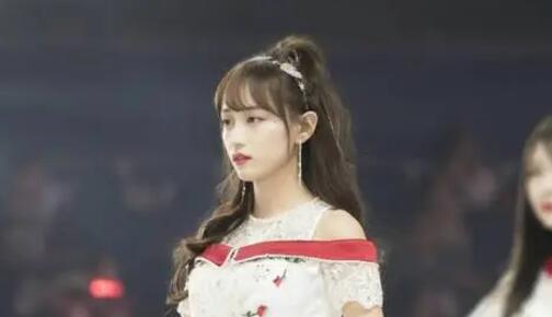 黄婷婷